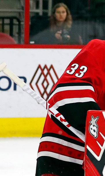 Mantha scores twice, Red Wings top Canes 4-3 in shootout